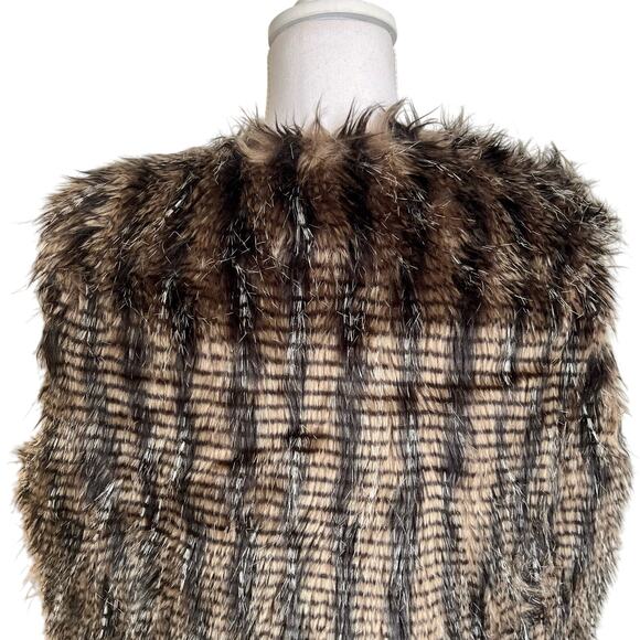 Chicos' Fur Vest Size 2 Large Brown Long Faux Fur Classic Winter Warm Lined - Picture 6 of 8